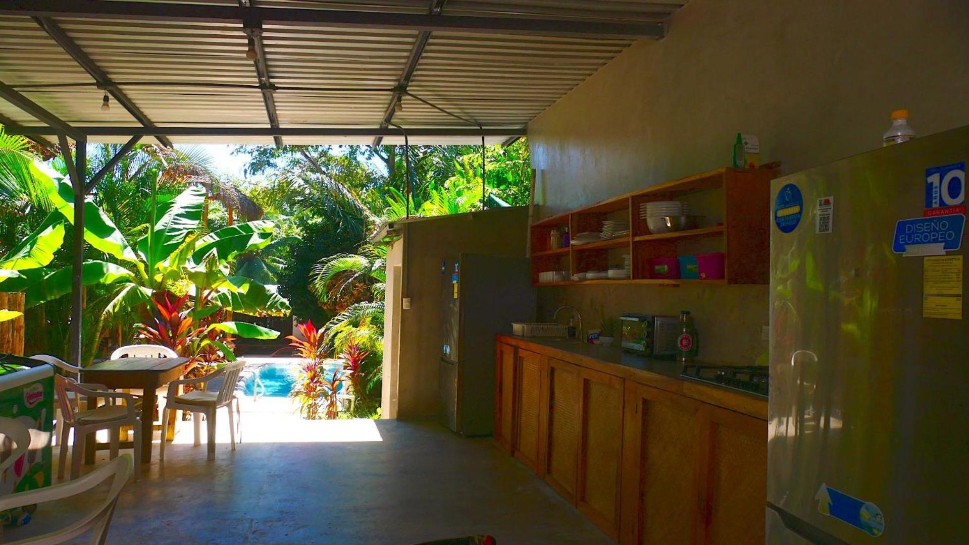 Cabinas Playa Surf Hostel Playa Santa Teresa  Exterior photo