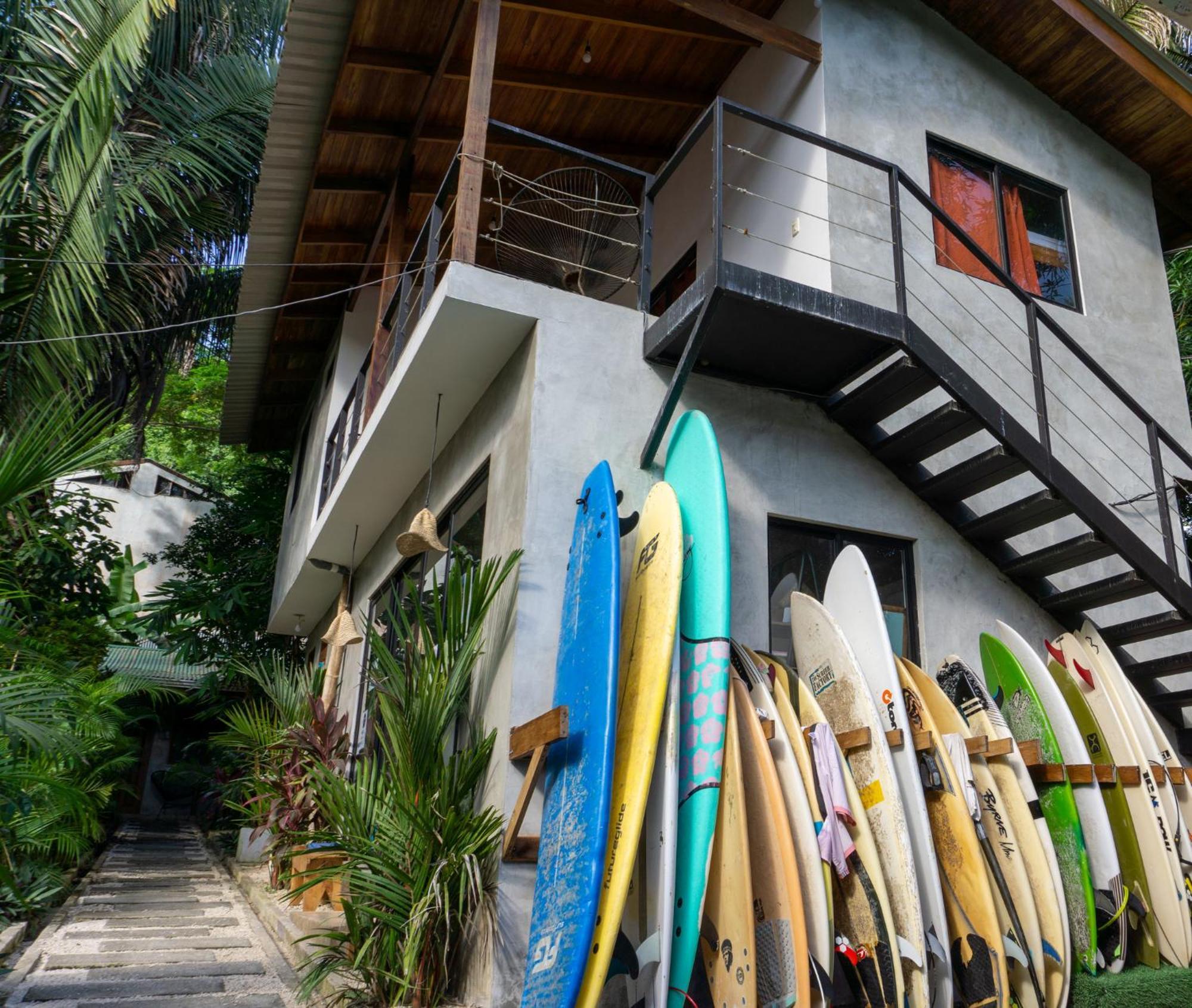 Cabinas Playa Surf Hostel Playa Santa Teresa  Exterior photo
